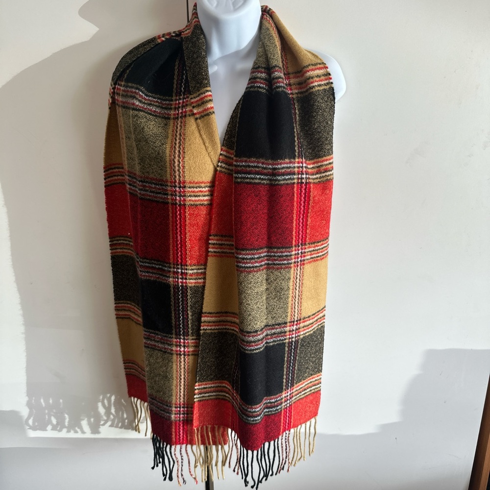 Plaid Scarf with Fringe